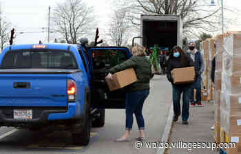 Food distribution draws crowd - By Fran Gonzalez - Belfast - Waldo - Republican Journal - Republican Journal