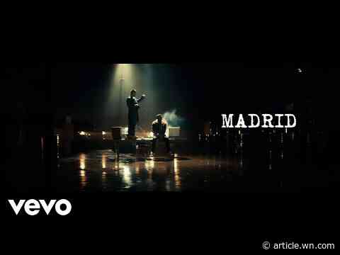 The show goes on at Madrid�s opera house despite pandemic