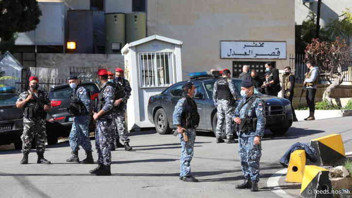 Klopjacht op tientallen uitgebroken gevangenen in Libanon, vijf doden