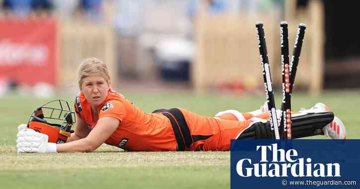 Scorchers made to wait on WBBL fate after defeat opens door to Sixers