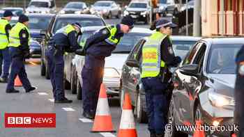 Covid: Australia state reopens border after Covid cases plummet