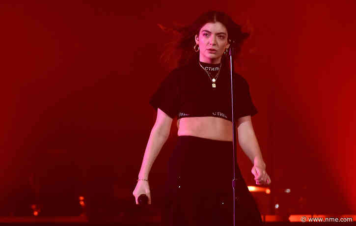 Lorde explains why she rarely uses social media anymore: “I was losing my free will”