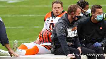Bengals' Burrow carted off, says 'see ya next year'