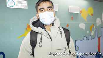 Modena. Tra i senzatetto in stazione Mohamed si prepara per andare a un colloquio - La Gazzetta di Modena