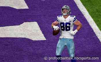 Cowboys end four-game losing streak with late touchdown to upset Vikings