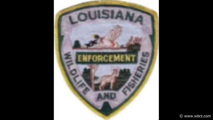 Boater dies after boat sinks in Lake Pontchartrain
