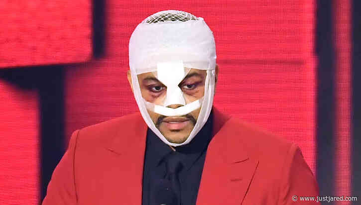 The Weeknd Is Covered in Bandages at American Music Awards 2020