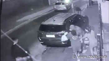 Inseguridad - Video: robos violentos en la provincia de Buenos Aires - Clarín.com
