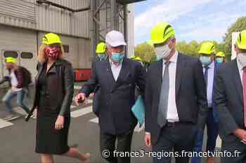 Marcq-en-Baroeul : en visite chez Lesaffre, Bruno Le Maire assure que le plan de relance est un "soutien aux ouvriers" - France 3 Régions