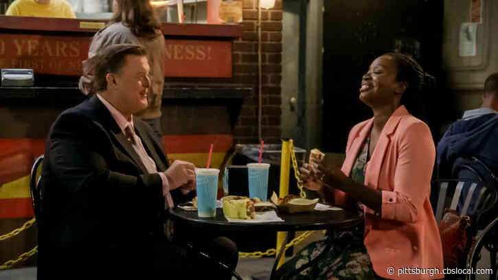 Billy Gardell And Folake Olowofoyeku Describe Bob And Abishola As ‘Two People Being Unafraid To Love’