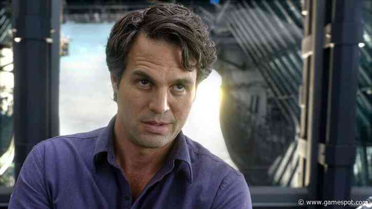 Bruce Banner Is Deadpool's Dad In Netflix Time Travel Movie