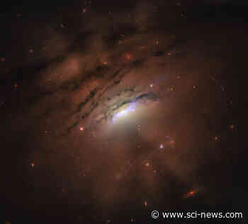 Hubble Spots Shadow of Supermassive Black Hole's Torus in IC 5063 | Astronomy - Sci-News.com