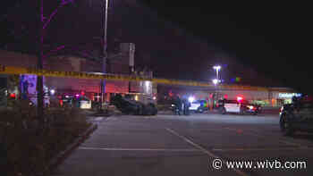 Police: Burglary suspects crash in Regal Cinemas parking lot on Elmwood Avenue