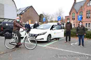 Lievegem breidt gemeentelijke vloot uit met drie elektrische wagens en twintig fietsen