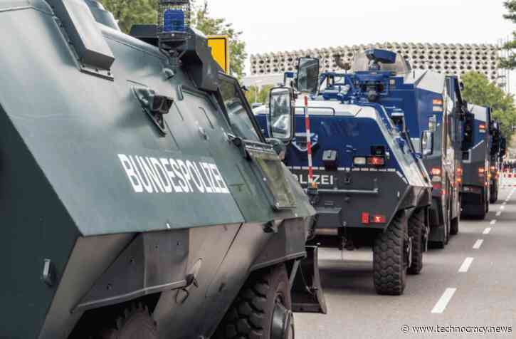 German Police Dispense Violence To Anti-Lockdown Protestors