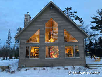 Holiday Pic of the Day: Shari Moss