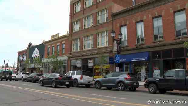 'Critical to survival': CFIB urges shoppers to buy local this weekend