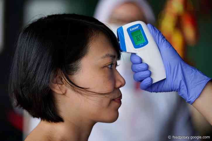 A day-by-day breakdown of coronavirus symptoms shows how COVID-19 goes from bad to worse