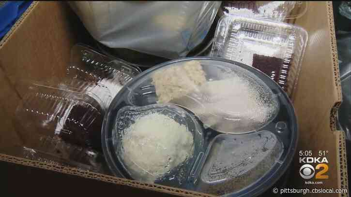 Volunteers In Fayette Co. Come Together At Last Moment To Give Away 600 Thanksgiving Meals