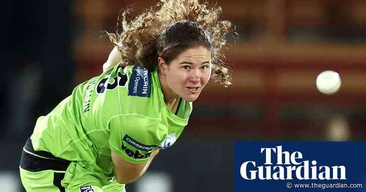 WBBL final pressure no problem for young Sydney Thunder players
