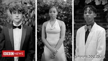 Cancelled prom pictures win $20,000 portrait prize