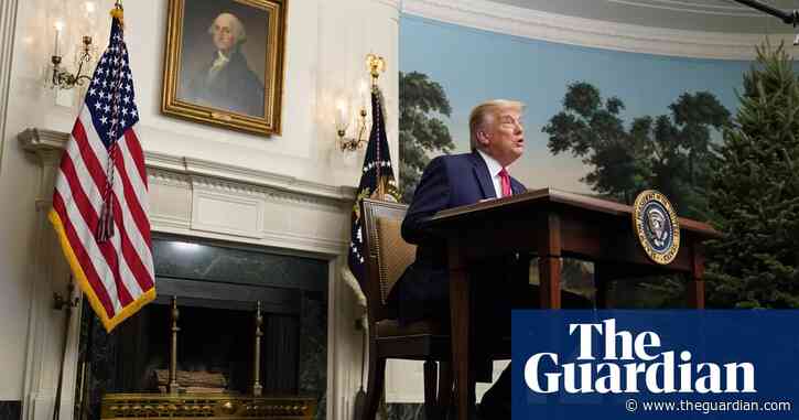 Trump's furniture fail: that's not a desk, Donald – it's a table for TV dinners