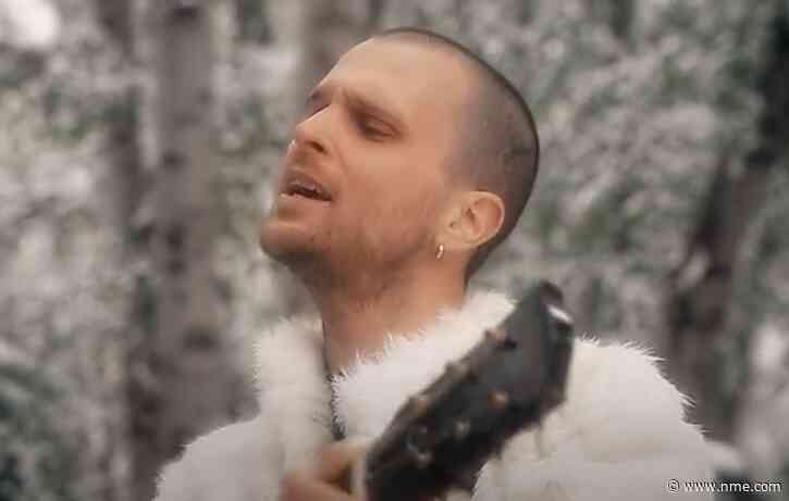 JMSN shares stunning festive single ‘Christmas Time Is Here’