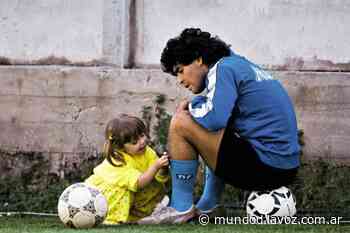 Dalma Maradona despidió a su papá en las redes: "Te llevo margaritas para decorar tus medias" - Mundo D