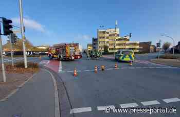 FW Bocholt: Verkehrsunfall mit drei Verletzten im Kreuzungsbereich Uhlandstraße