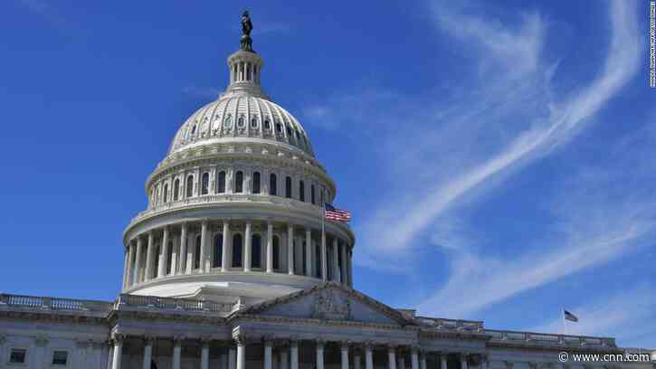 Analysis: Pressure mounts on Congress to help struggling Americans as Covid-19 surges