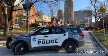 Victim critically injured after being shot during robbery in east-end Toronto: police - Global News