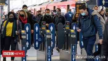 Coronavirus: Suspend peak rail fares over Christmas, says Labour