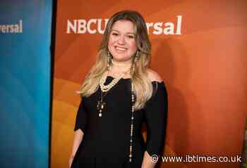 Kelly Clarkson divorce: Singer gets primary custody of kids, asked for £326K monthly support by ex