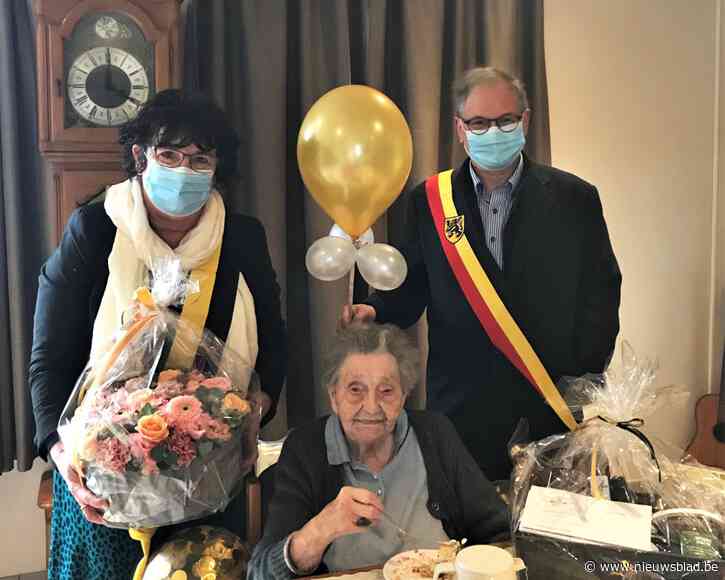 Mosselen met friet voor honderdjarige Paula