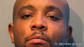 Man slain in Chicago dispute over hands in Thanksgiving food