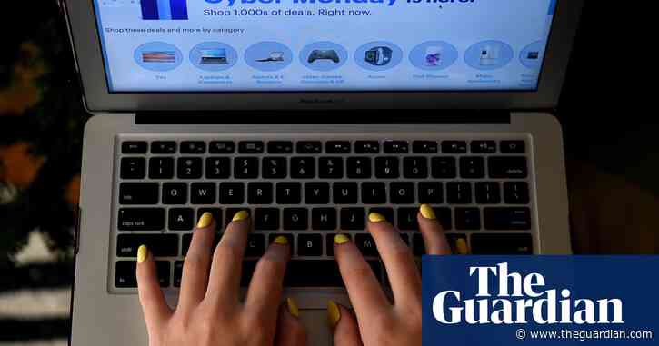 Cyber Monday set to become biggest online shopping day in US history