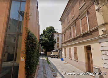 Ancora lamentele sul degrado dietro il comparto ex Cavedoni - Modena 2000