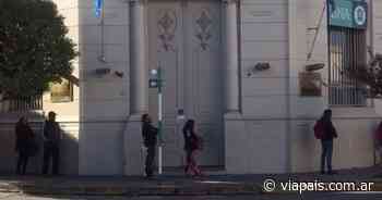 Los bancos cambian el horario de atención en Coronel Rosales - Vía País