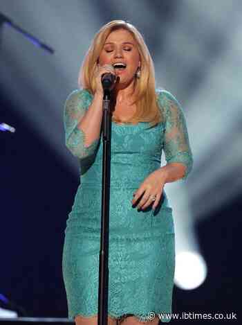 Kelly Clarkson, Brandon Blackstock divorce: Singer bemoans "horrible" legal drama