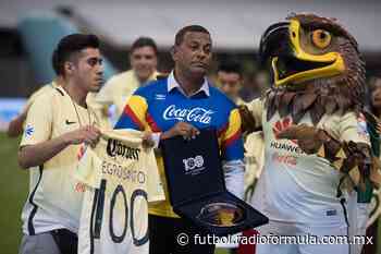 'Negro' Santos nuevamente tunde al 'Piojo': "Es un entrenador hecho por los paleros" - Fútbol en Fórmula