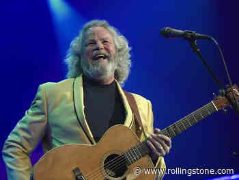 Robert Earl Keen Plots Christmas Tour, Livestream Concert
