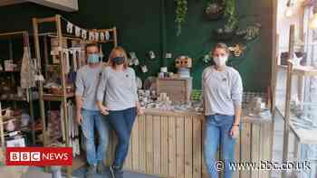 Covid-19: Traders hope shoppers return for Christmas after lockdown
