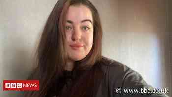 Shop workers crisis: 'I wake up worried about my job'