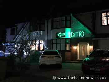 'Ditto' Christmas lights on Warrington home - The Bolton News