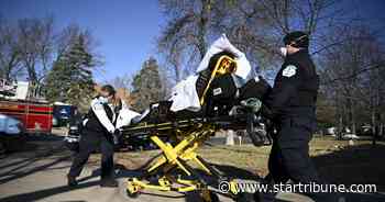 COVID-19 surge pushing Minnesota's ambulance transfers 'through the roof'