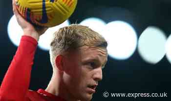 Man Utd star Donny van de Beek details greatest asset as Bruno Fernandes myth laid to rest - Daily Express