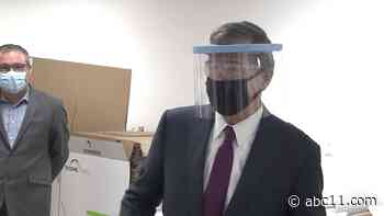 Gov. Cooper tours Pittsboro plant as it works to develops PPE for medical professionals