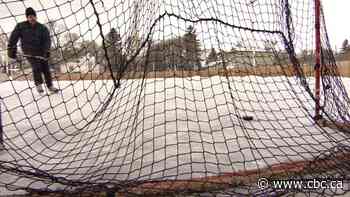Saskatoon limits use of hockey nets on outdoor rinks to comply with COVID-19 rules - CBC.ca