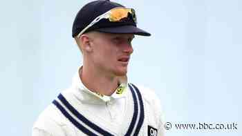 Jordan Cox: Kent wicketkeeper-batsman extends contract until 2023