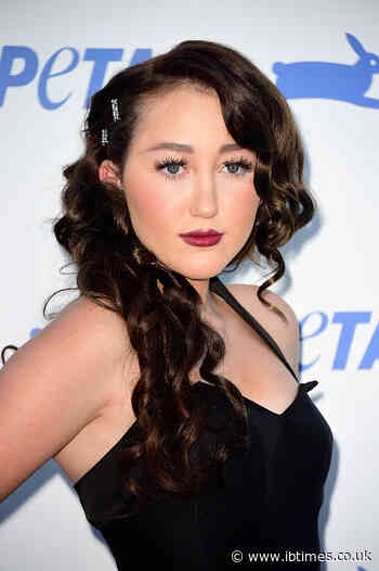 Noah Cyrus uses racially insensitive language to defend Harry Styles; issues apology